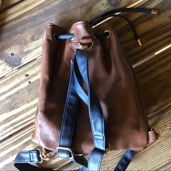 Reversible backpack! - Picture 6 of 6